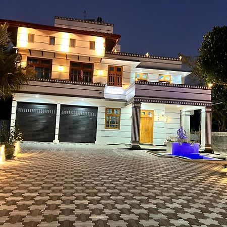 ג'פנה Alps Villa מראה חיצוני תמונה